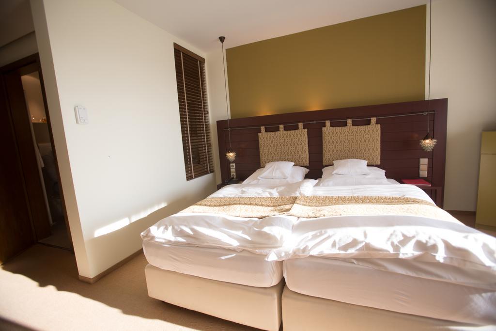 Hotel Heiligenstein บาเดน-บาเดน ภายนอก รูปภาพ