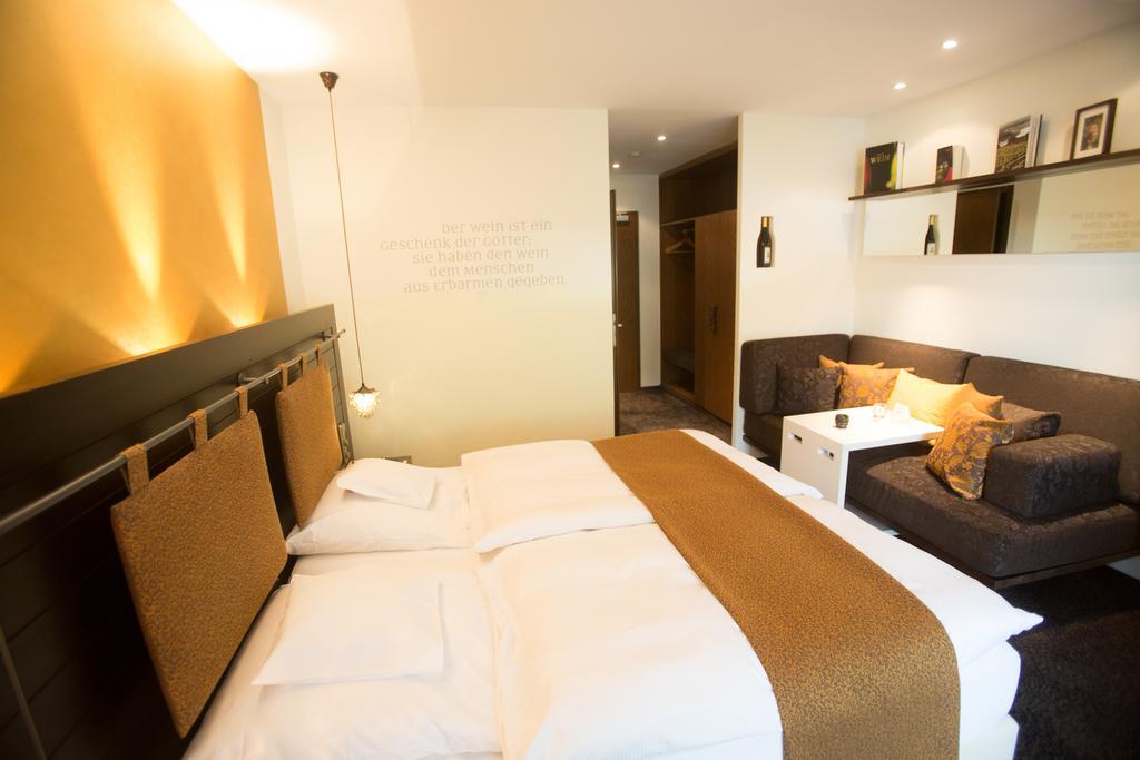 Hotel Heiligenstein บาเดน-บาเดน ภายนอก รูปภาพ